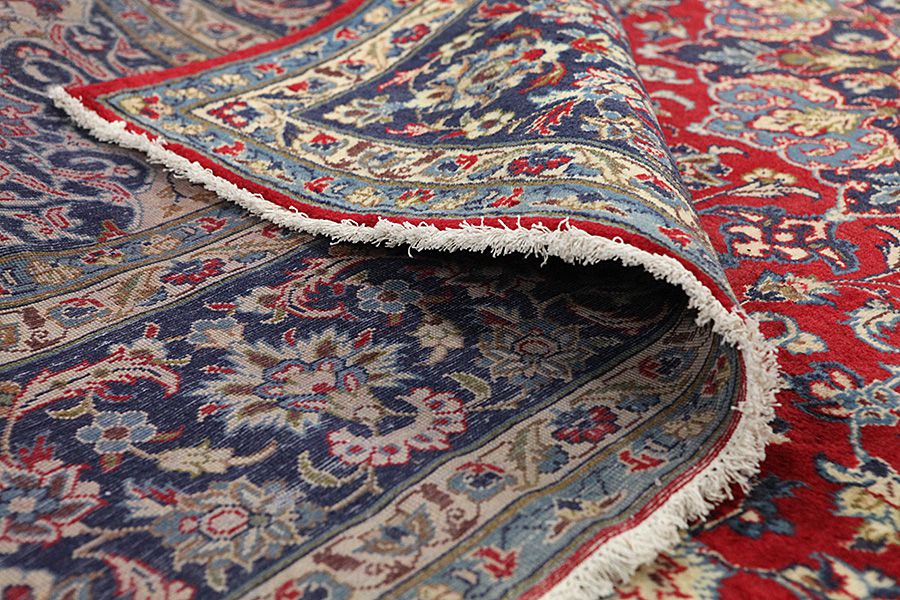 Ispahan Tapis Persan 396x300 - Image 4
