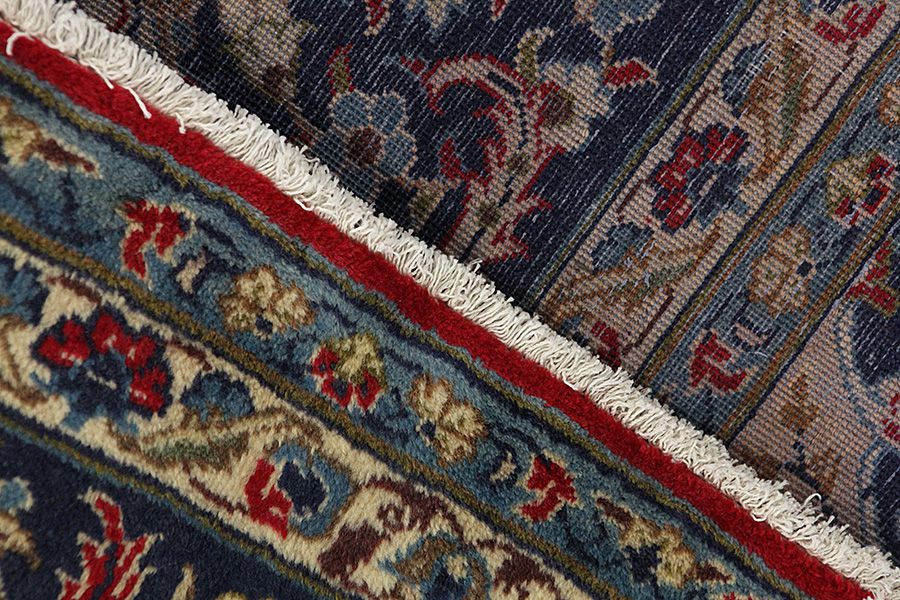 Ispahan Tapis Persan 396x300 - Image 5