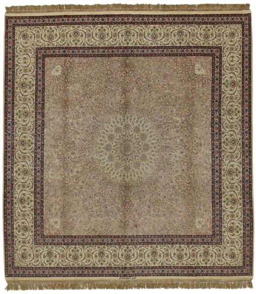 Isfahan Perser Teppich 267x250