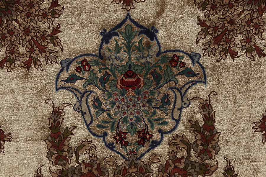 Ispahan Tapis Persan 307x202 - Image 9