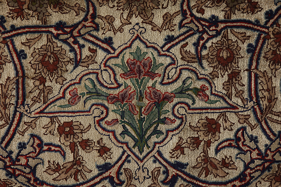 Ispahan Tapis Persan 307x202 - Image 15