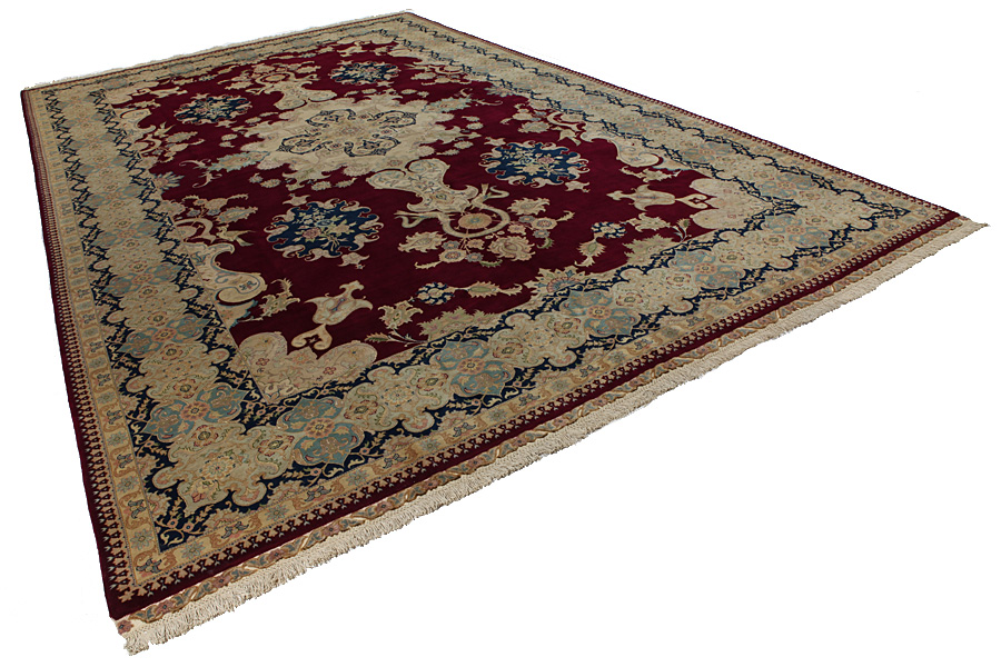 Tabriz Tapis Persan 542x344 - Image 1